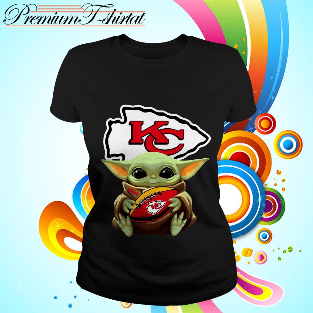 Baby Yoda hug Kansas City Chiefs shirt, hoodie, sweater, tank top